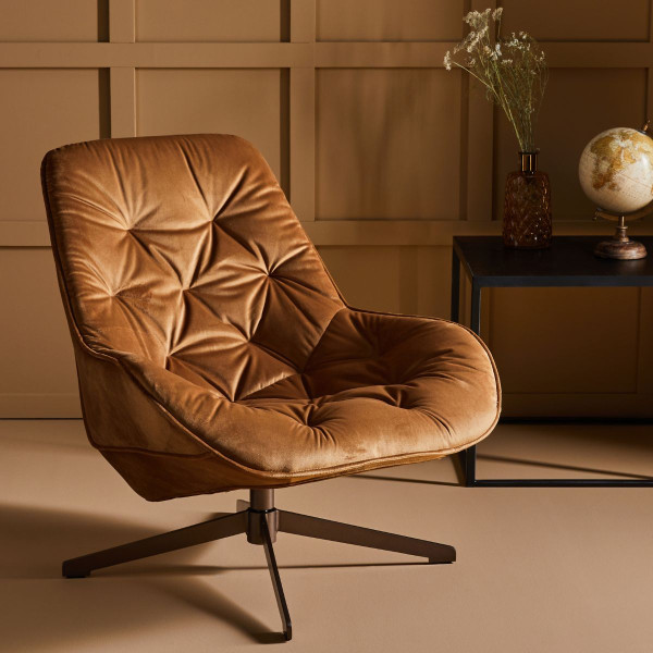 Fauteuil pivotant en velours camel capitonné JAMES